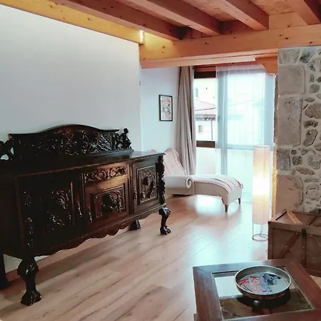 Διαμέρισμα Cozy In *